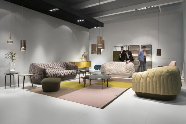 Das Haus - Interios on Stage