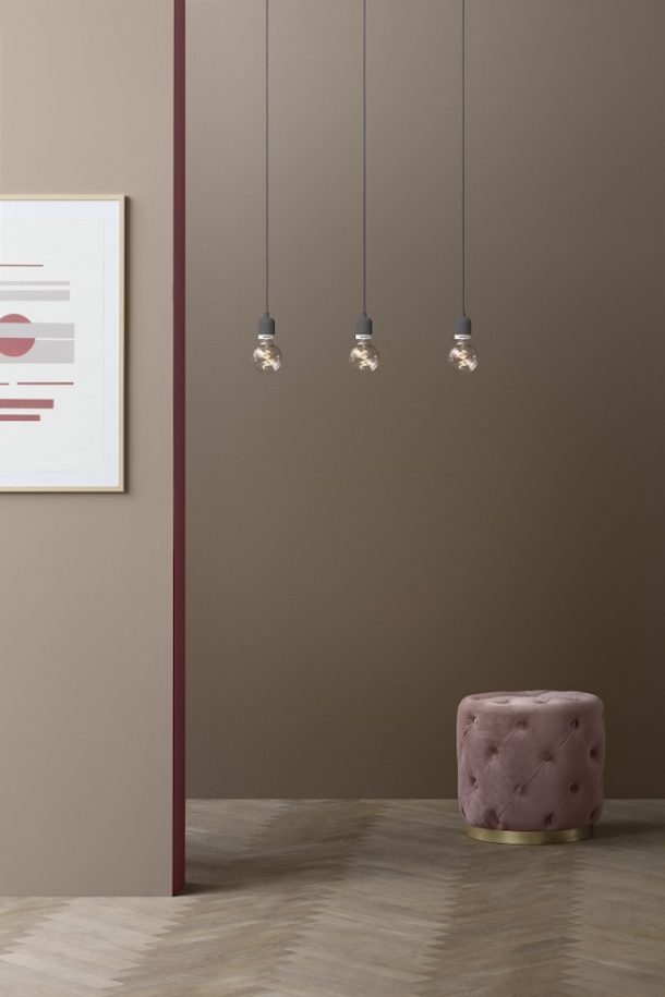 lampade plumen pantone