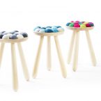 Lo sgabello Wow Stool di Aveva