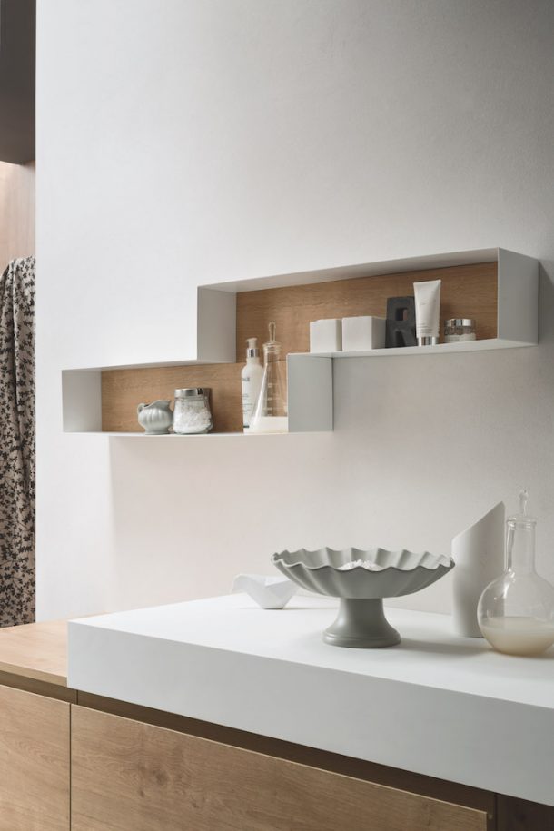 pensili per il bagno in metallo