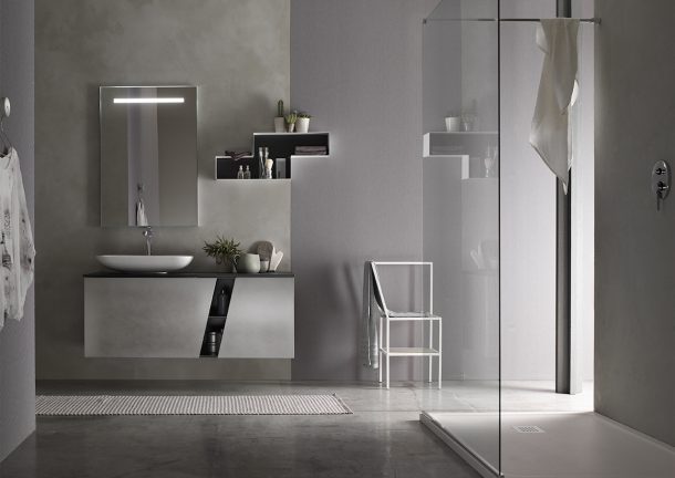 Collezione E.ly di AK, Arcom