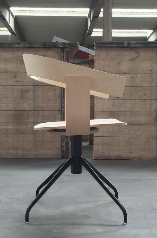 La sedia BuzziFloat di Alain Gilles