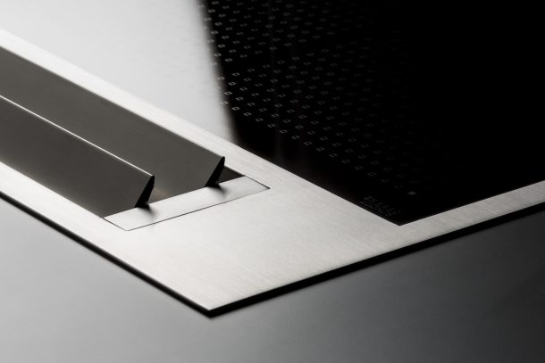 Sistema Sintesi di Falmec: piano induzione con aspirazione integrata