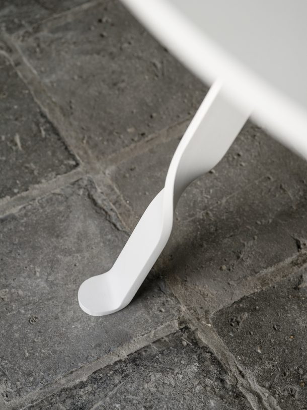 Twist Table. Design Thomas Schnur