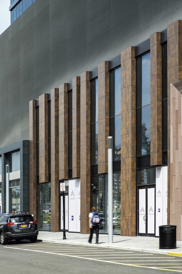 Complesso Hudson Lights a Manhattan. Facciate in Neolith