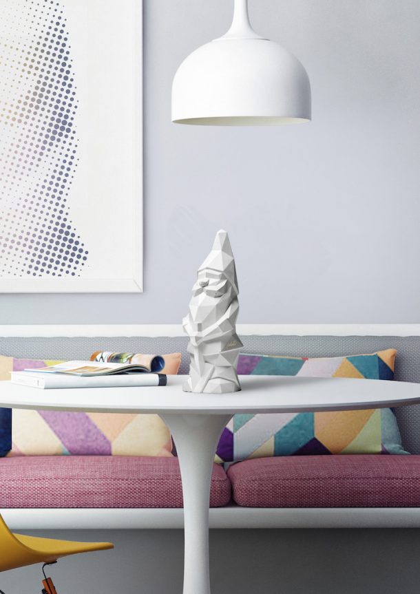 Nino, il nano di design da giardino in cemento