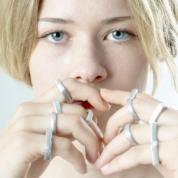 No War Factory: gioielli nati dagli scarti delle bombe