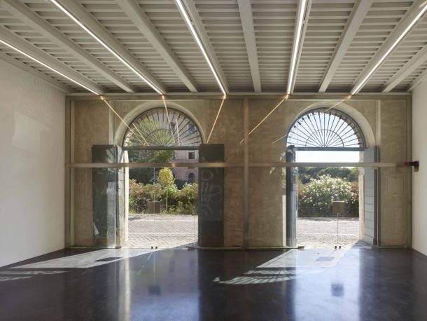 Palazzo Rhinoceros di Fendi by Jean Nouvel
