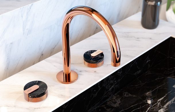 rubinetti di design in finiture metalliche