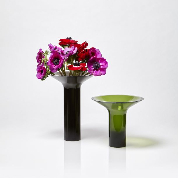 Asa, Nisi e Masa. Vasi di Calvi Brambilla per antoniolupi