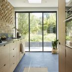 Lo studio HØLTE crea ante personalizzate per le cucine IKEA