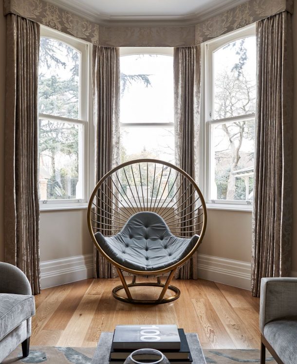 La bubble chair di Ben Rousseau