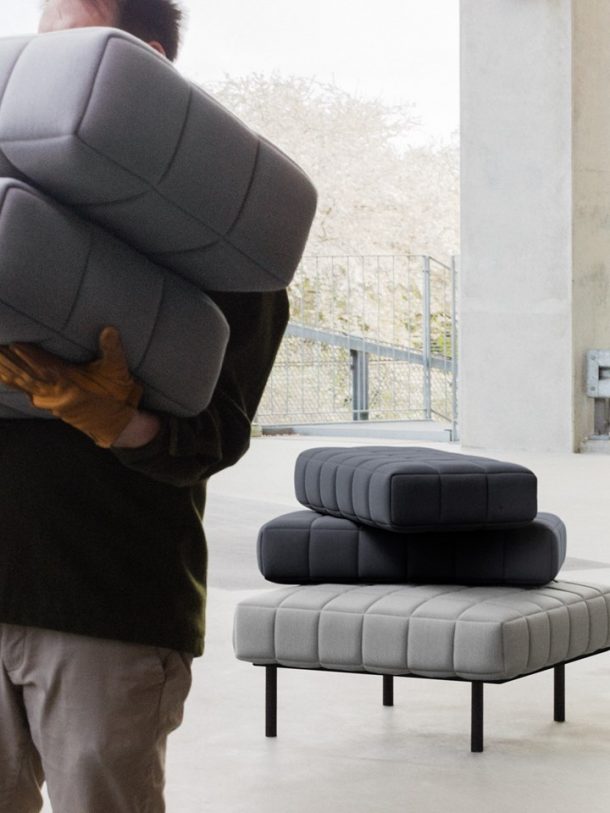 Divano Voxel sofa dello studio BIG