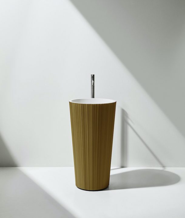 Le nuove finiture metalliche nell'arredobagno di antoniolupi