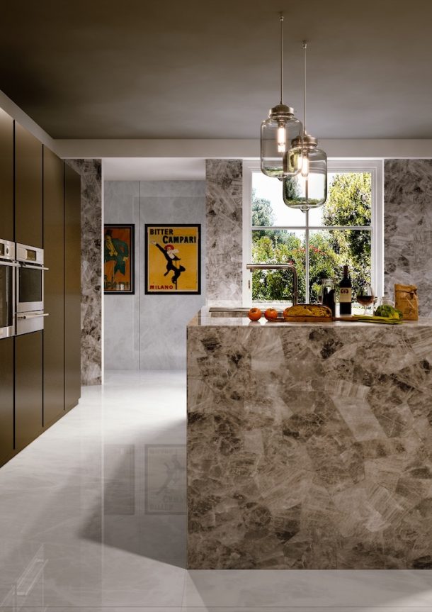 grès porcellanato effetto onice di Casalgrande Padana