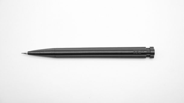 CENTO3: il set da scrittura disegnato da Achille Castiglioni e Gianfranco Cavaglià nel 2001