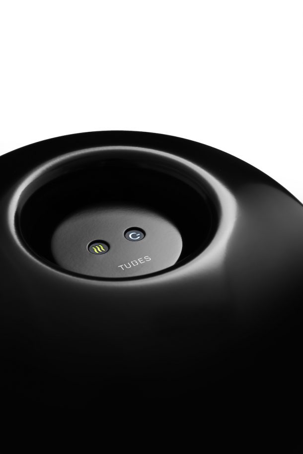 eve di Tubes, il radiatore portatile con lampada