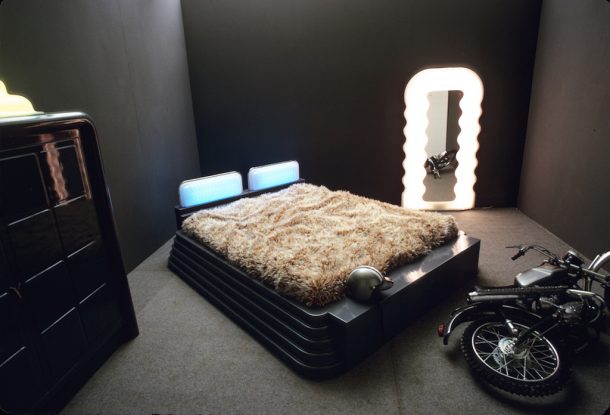 Mobili Grigi, Ettore Sottsass