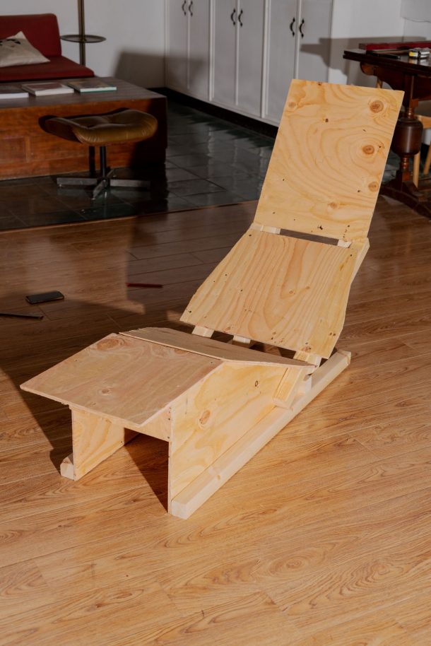 Massproductions 4PM chaise longue