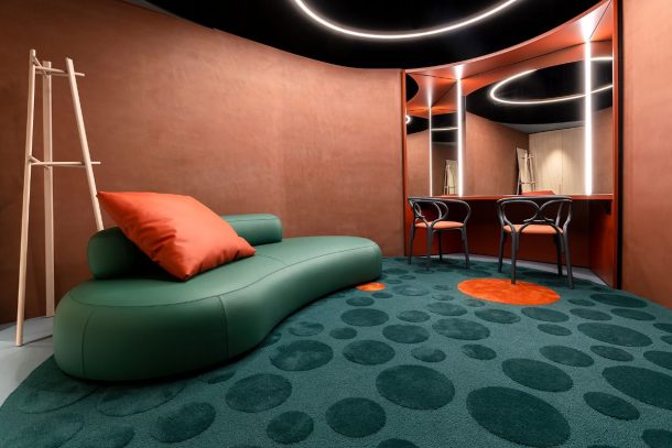 Vietato l'ingresso, Teatro Arcimboldi