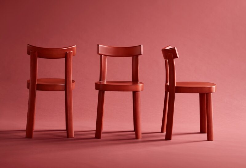 La sedia Frankfurter: l’ovvietà come scelta radicale Sedia Frankfurter di Bla Station