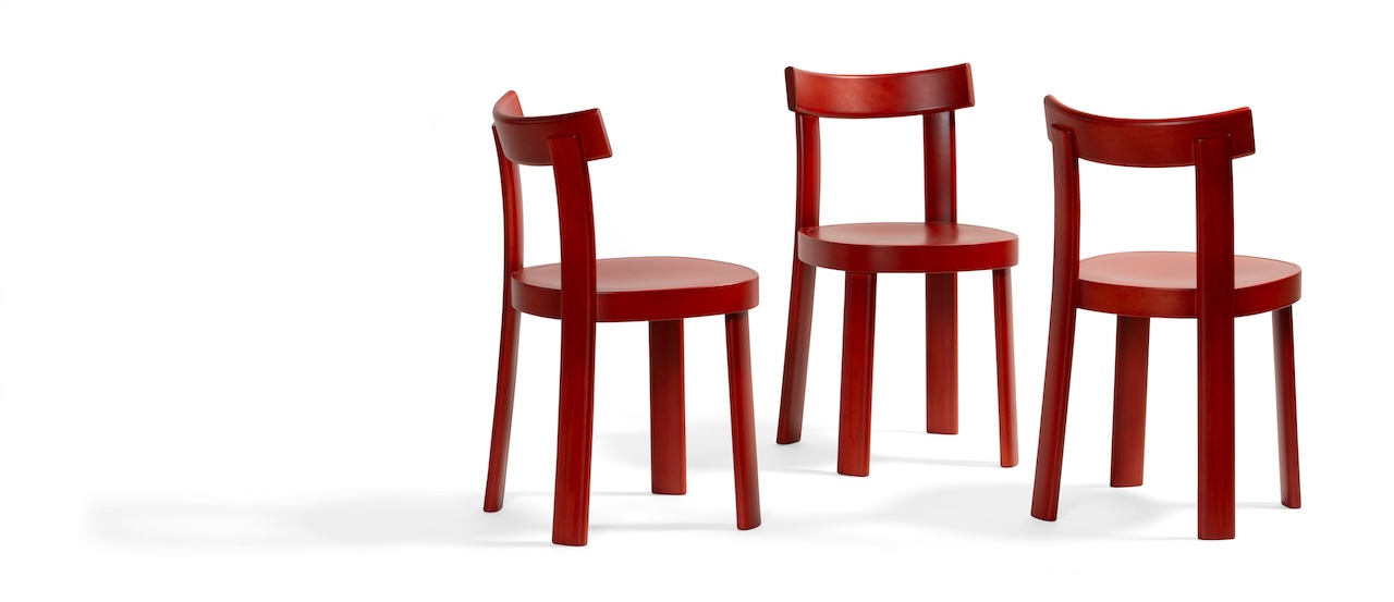 Sedia Frankfurter di Bla Station